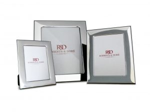 Classic Luxury Silverplated Photoframe in 3 sizes